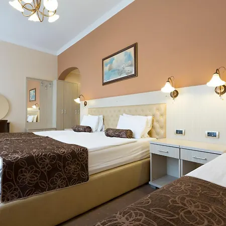 Belgrade City Hotel Otel 4*