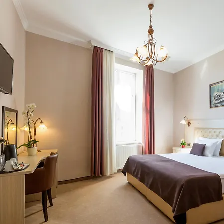 Belgrade City Hotel 4*