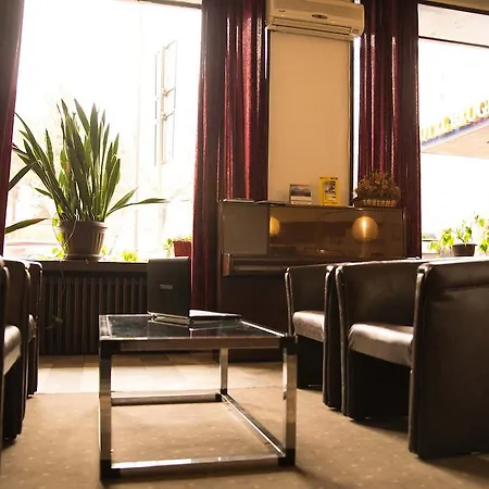 Belgrade City Hotel Otel 4*
